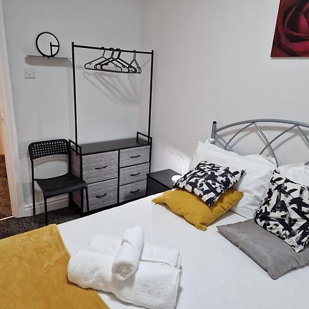 Birtley'S Diamond 3 Bed Apt, Sleeps 6 Guests Birtley  Exteriör bild