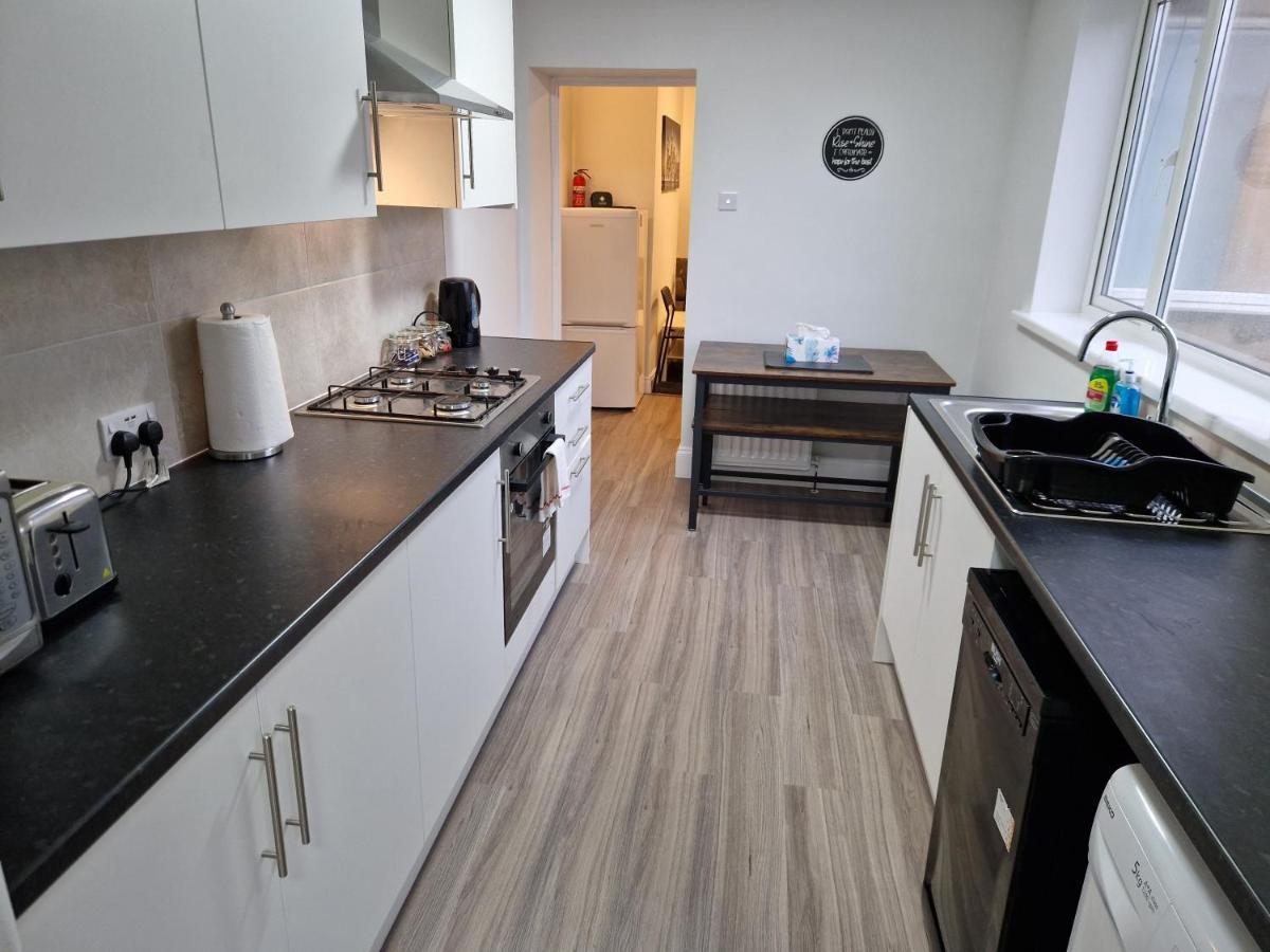 Birtley'S Diamond 3 Bed Apt, Sleeps 6 Guests Birtley  Exteriör bild