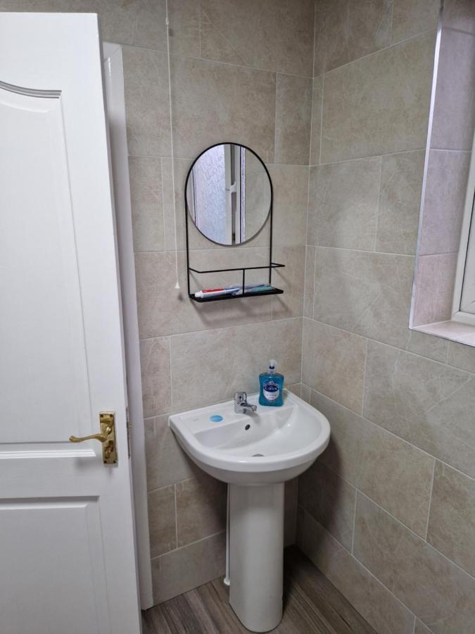 Birtley'S Diamond 3 Bed Apt, Sleeps 6 Guests Birtley  Exteriör bild